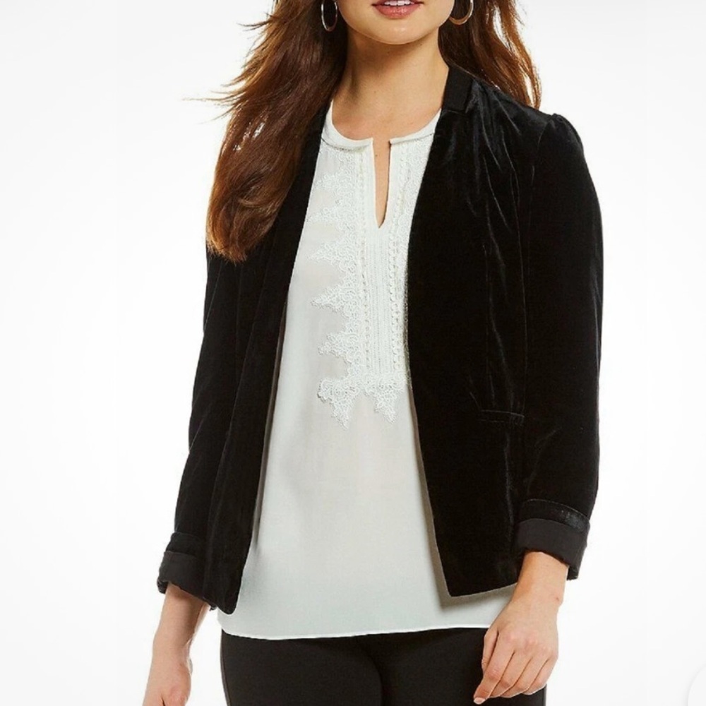 Mika Mindel Women's Black Velvet Blazer with Lace Shoulder Detail